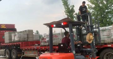 贵港 黄金麻冰裂纹，地铺石装车