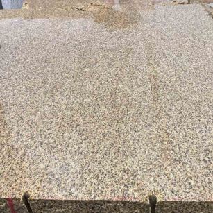 贵港 黄金麻花岗岩石材方料