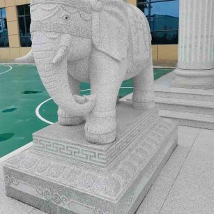 贵港 白麻花岗岩动物异形石雕-大象