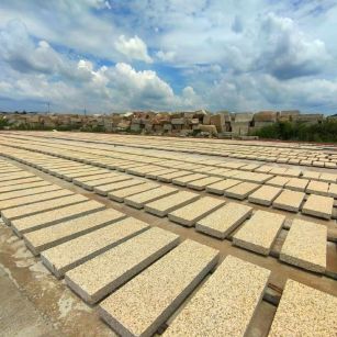 贵港 黄金麻荔枝面花岗岩石材地铺石防护中