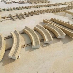 贵港 黄金麻花岗岩别墅线条