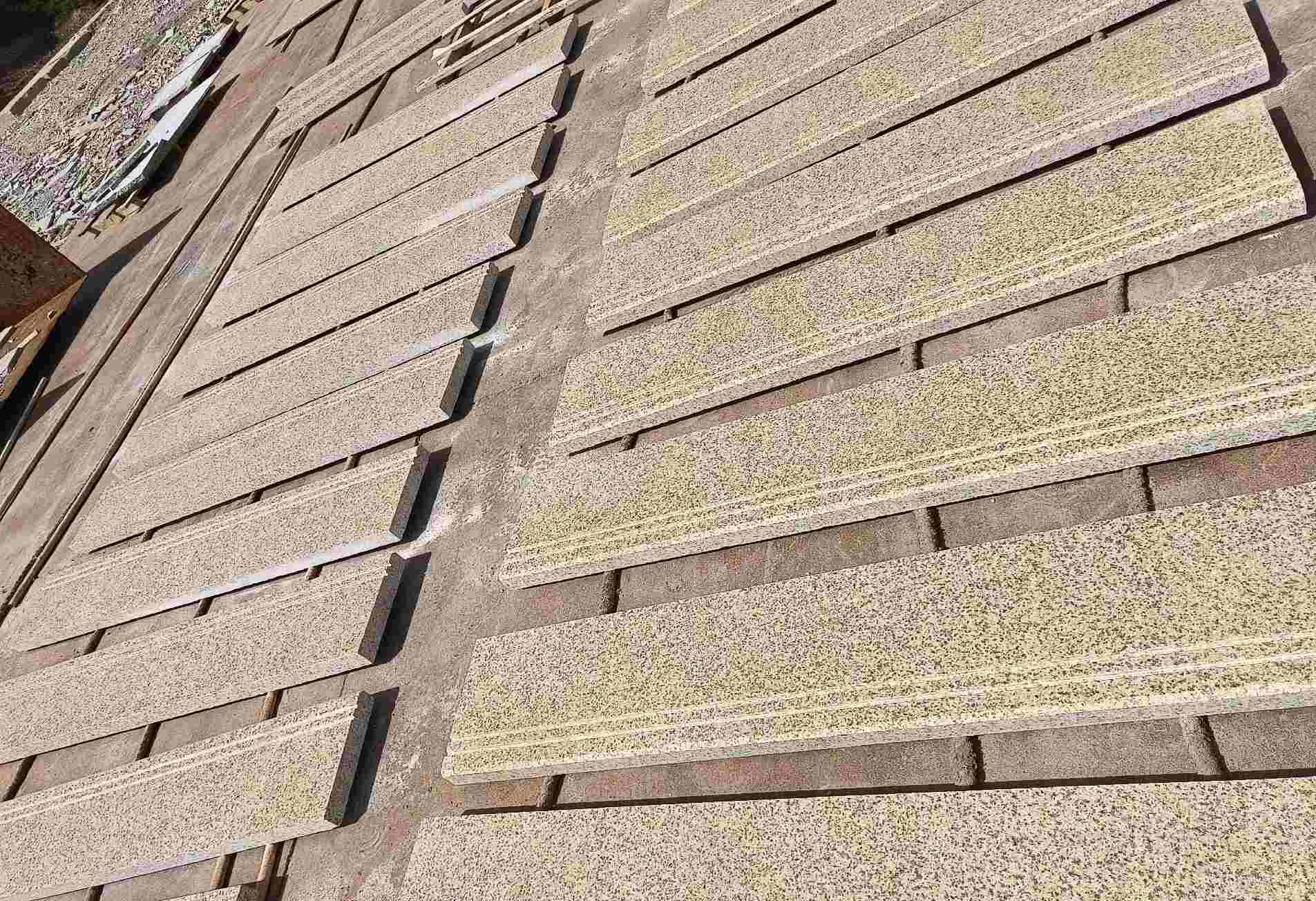 贵港 黄金麻花岗岩光面楼梯踏步