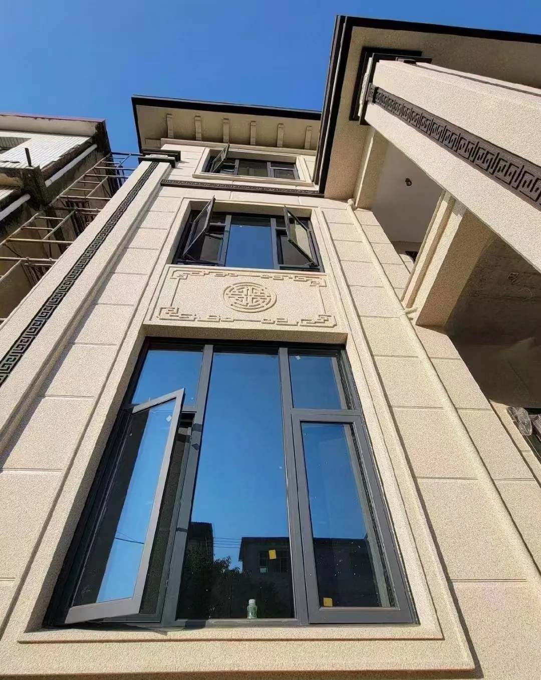 贵港 黄金麻荔枝面别墅外墙干挂效果展示