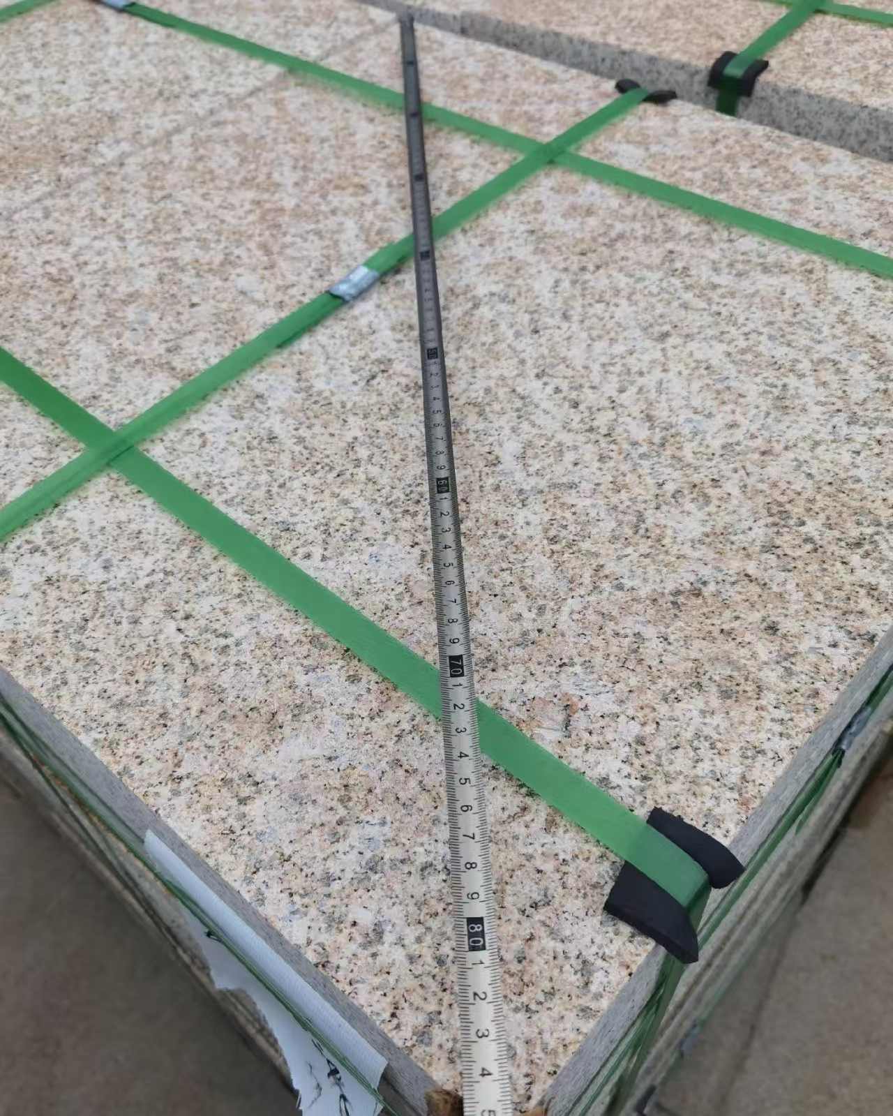 贵港 黄金麻火烧面地铺石