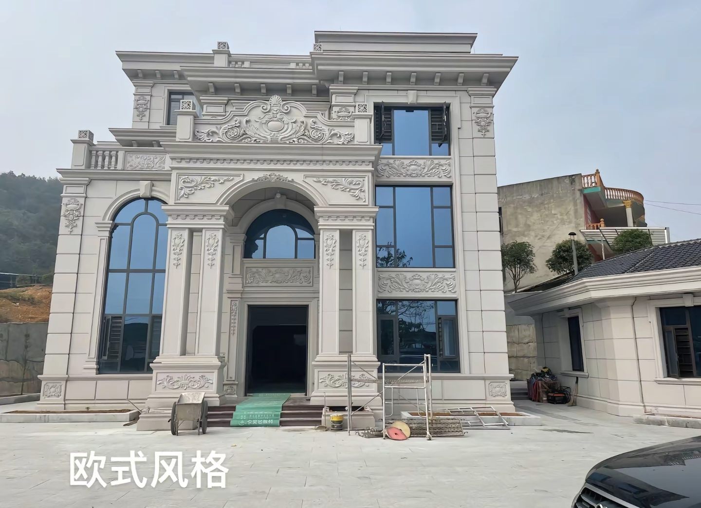 贵港 白麻花岗岩别墅外墙干挂