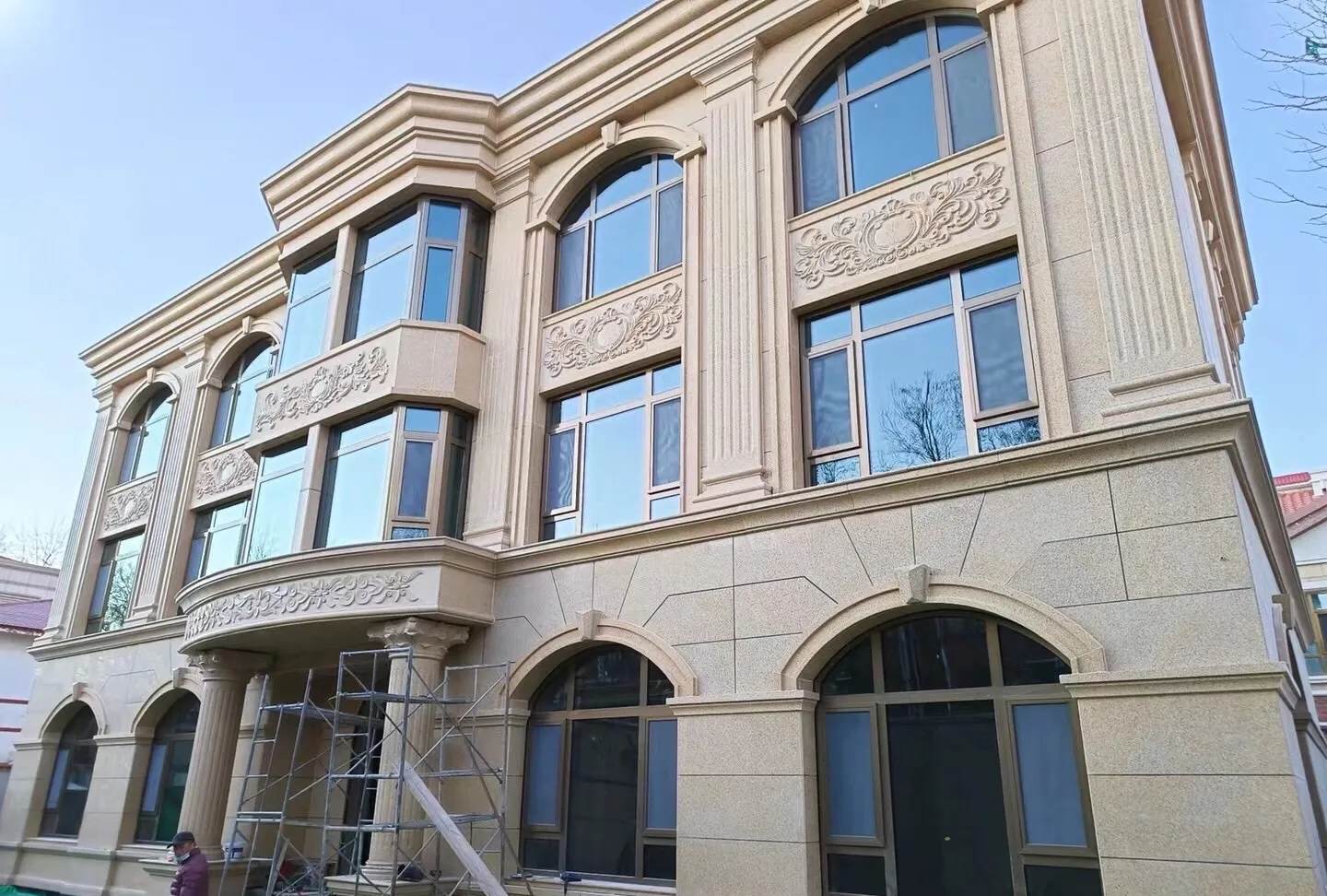 贵港 黄金麻花岗岩别墅外墙干挂