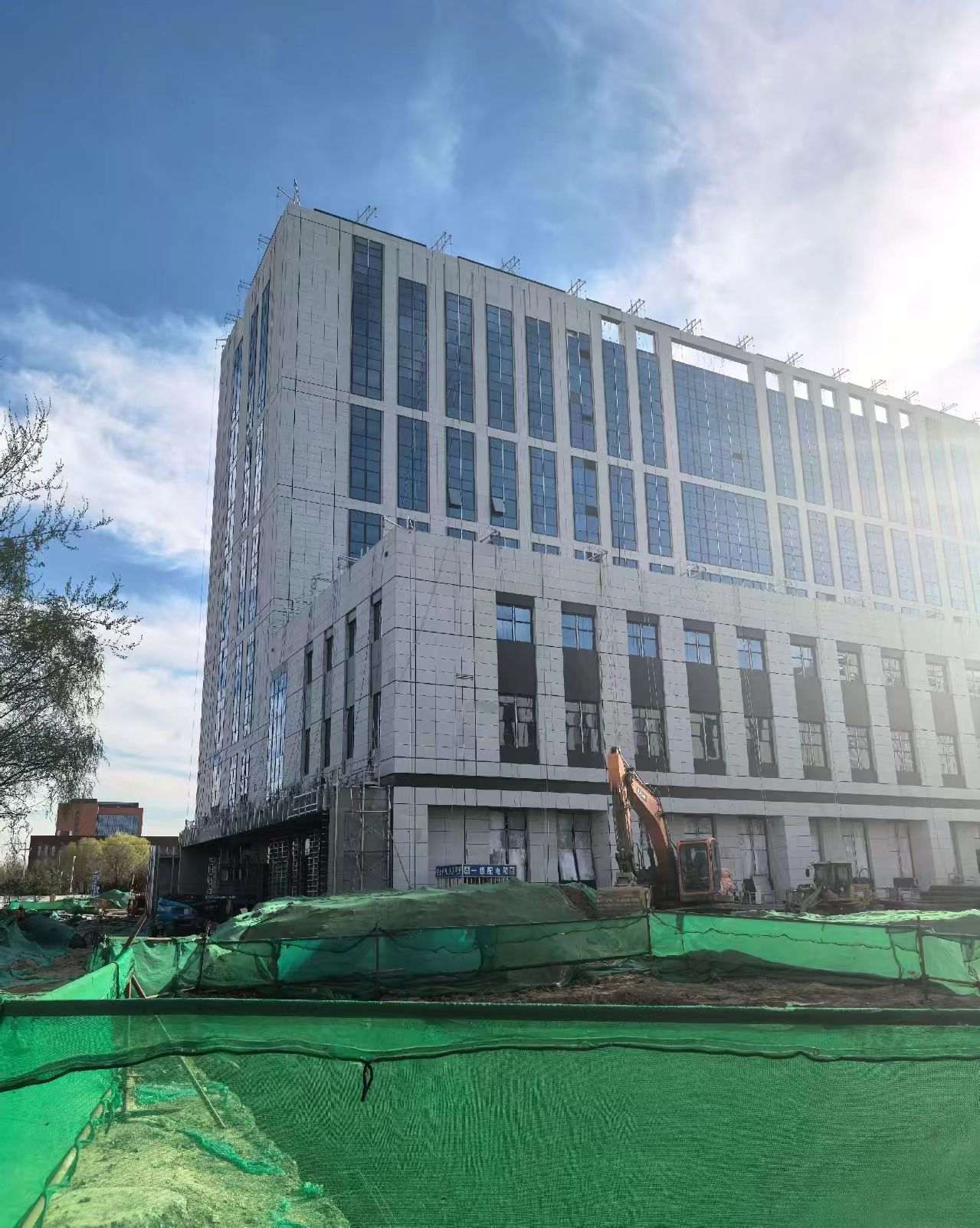 贵港 白麻花岗岩石材外墙干挂